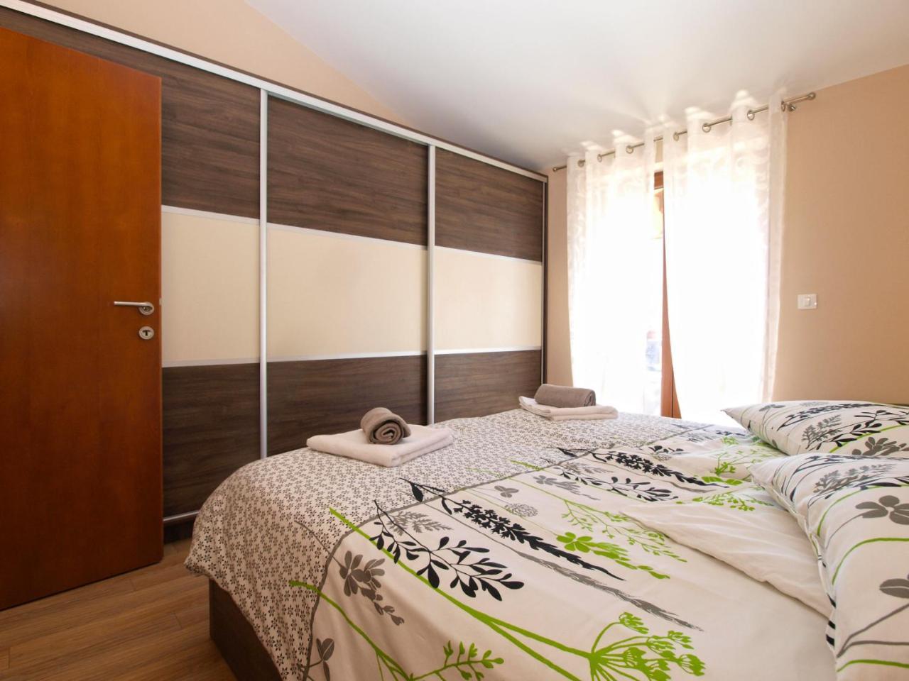 Villa House Brigita 1762 Porec Esterno foto